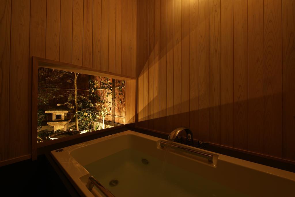 Kuraya Kamigojocho Villa Kyoto Buitenkant foto